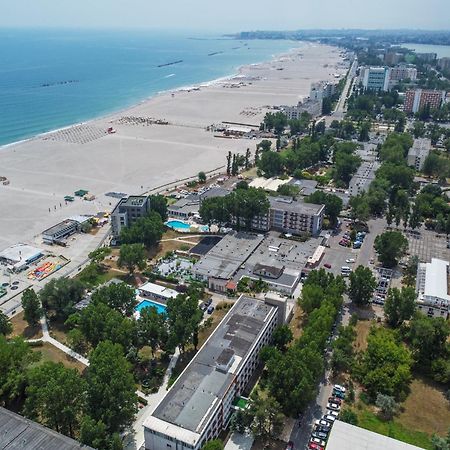 Complex Modern All Inclusive Mamaia Bagian luar foto