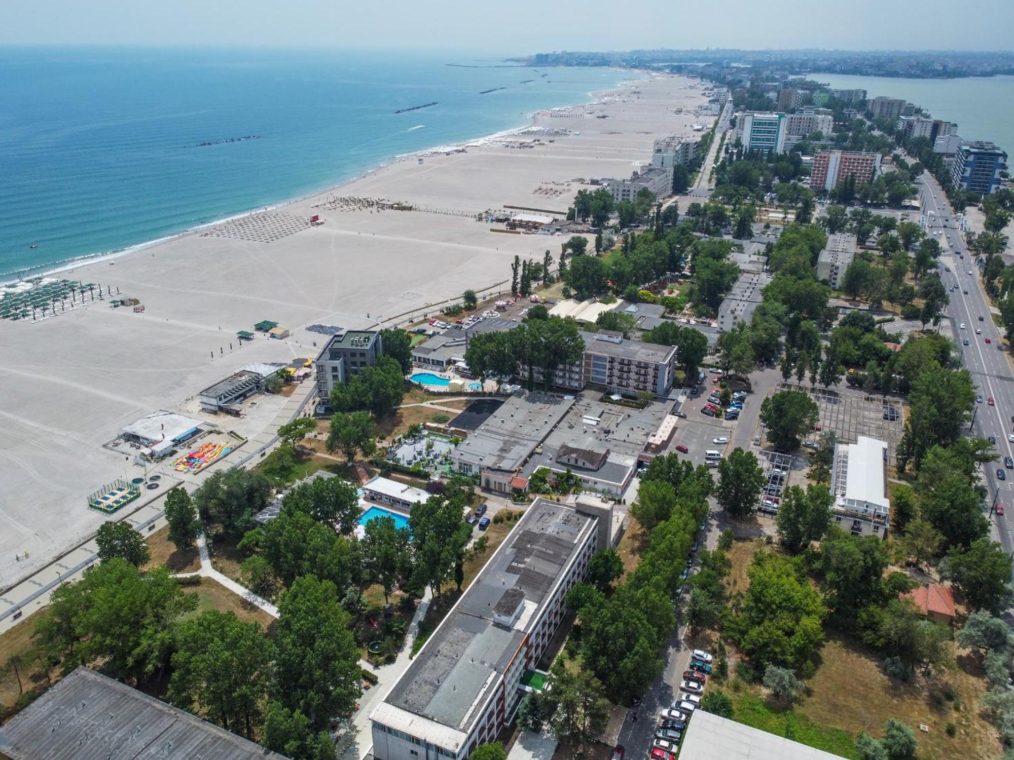 Complex Modern All Inclusive Mamaia Bagian luar foto