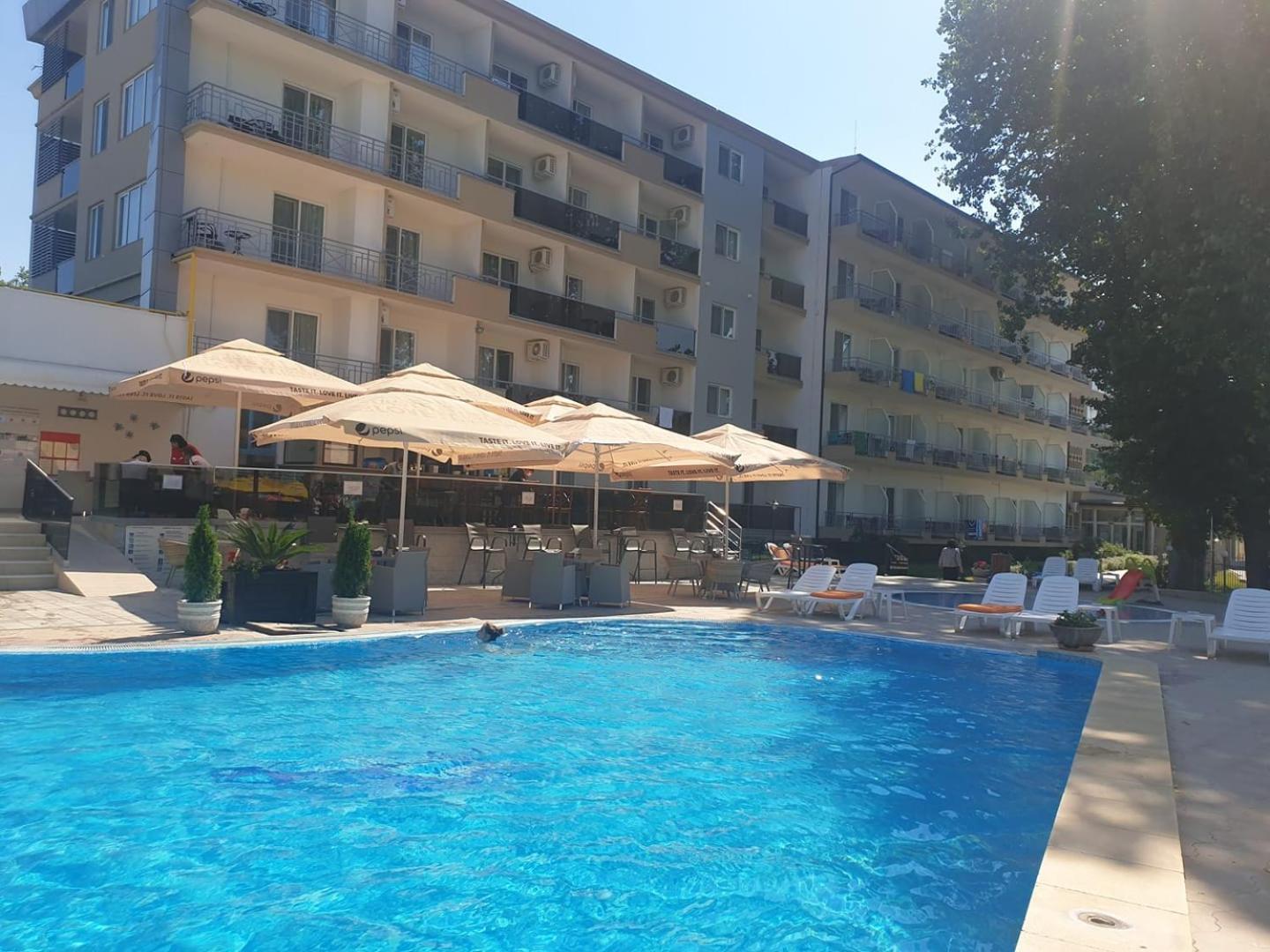 Complex Modern All Inclusive Mamaia Bagian luar foto