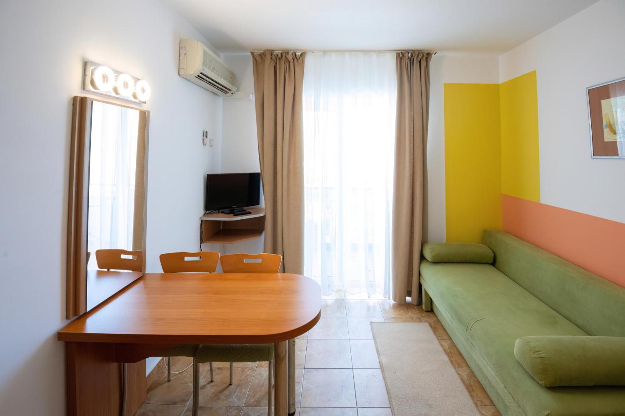 Complex Modern All Inclusive Mamaia Bagian luar foto