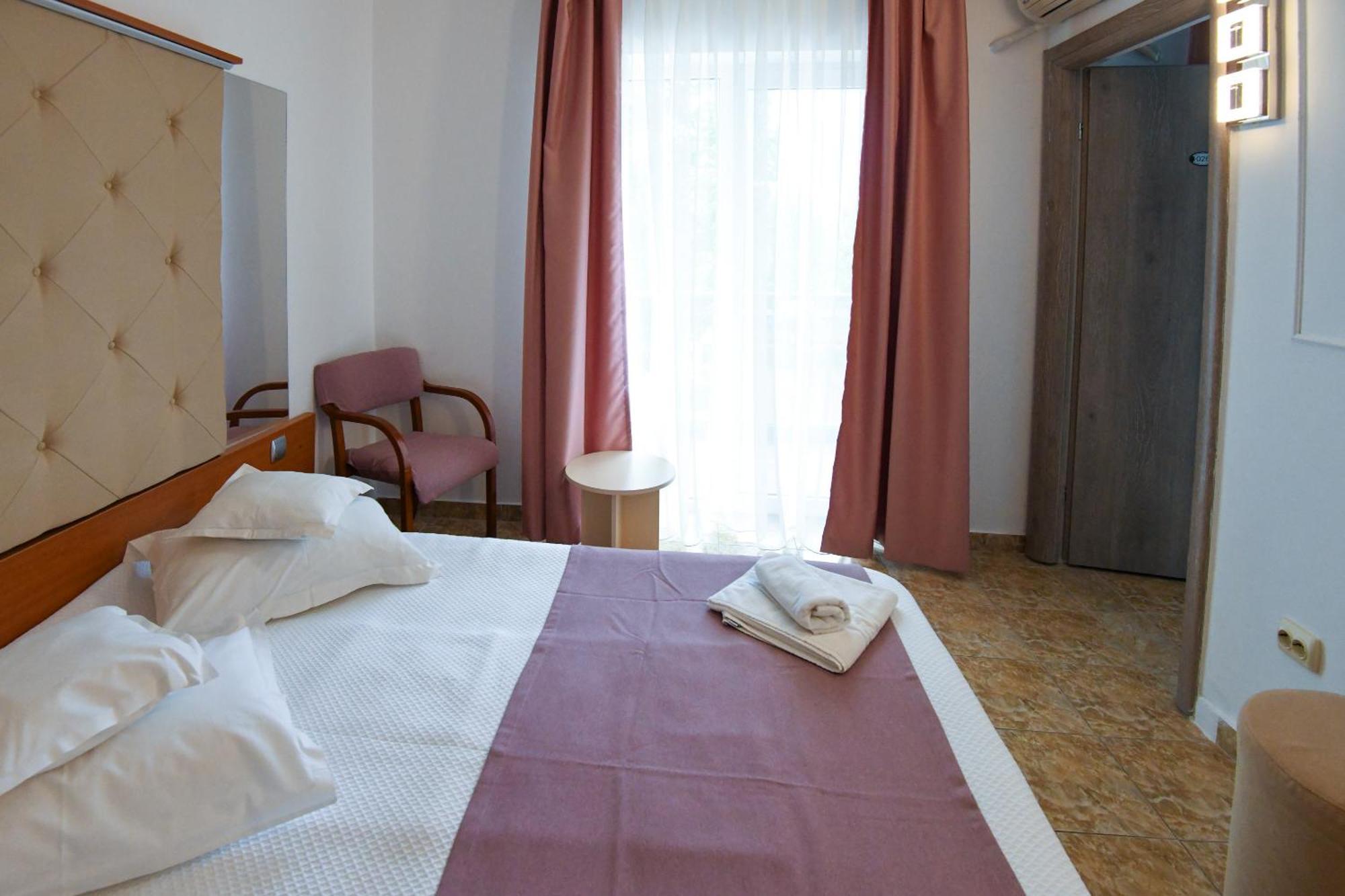 Complex Modern All Inclusive Mamaia Bagian luar foto