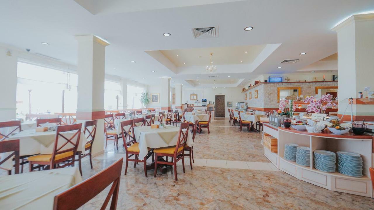 Complex Modern All Inclusive Hotel Mamaia Bagian luar foto